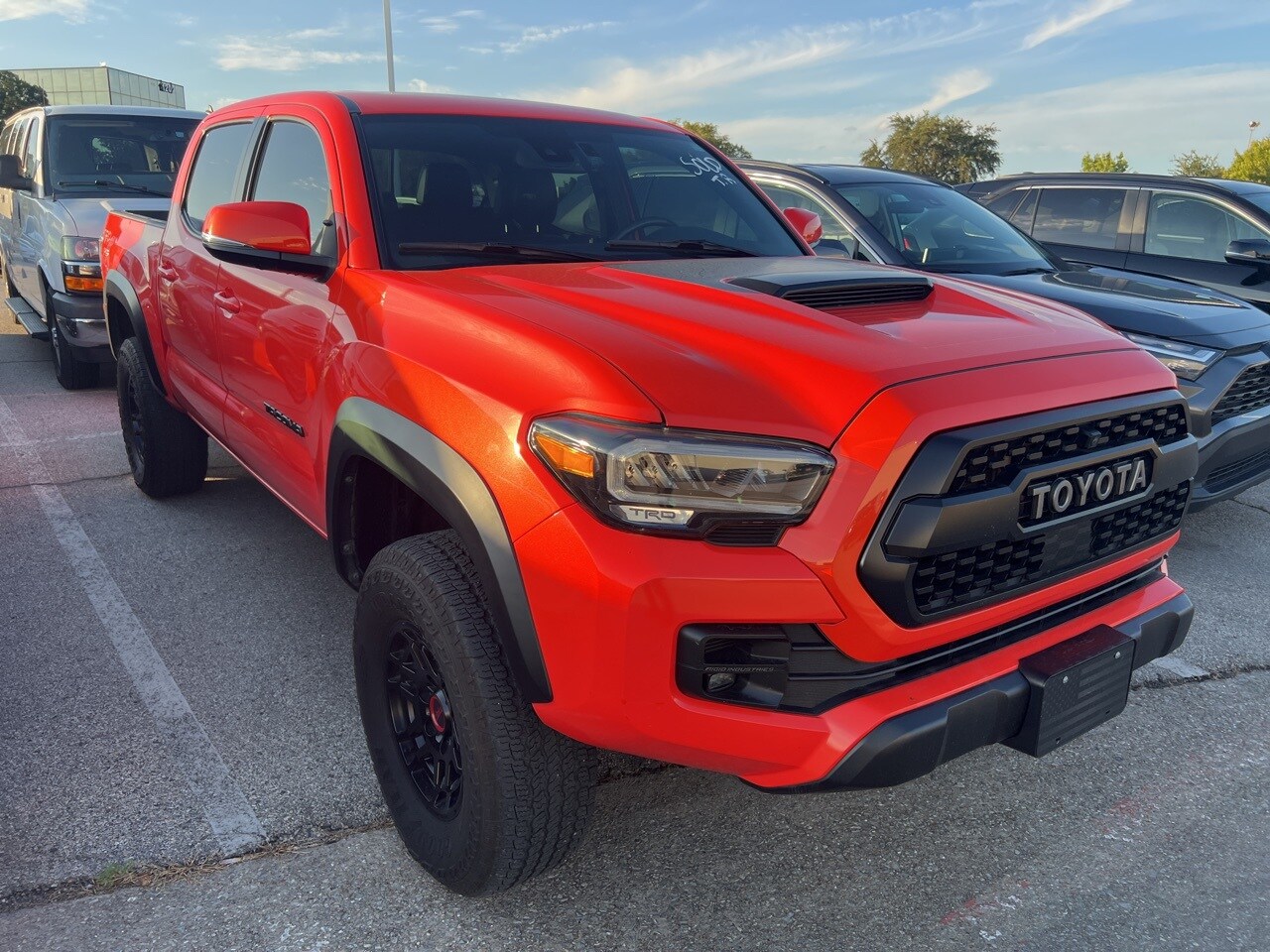 2023 Toyota Tacoma TRD Pro V6 photo 3