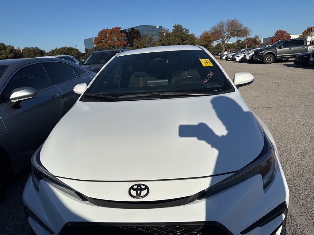 Used 2023 Toyota Corolla SE Sedan