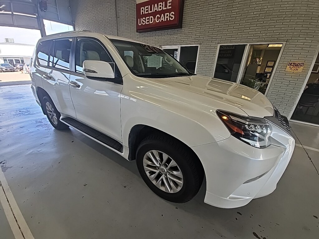 Used 2023 Lexus GX 460 460 Premium Plus w/2nd Row Captains Chairs SUV