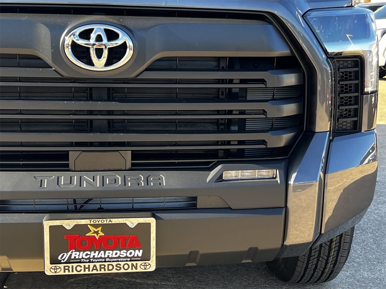 2025 Toyota Tundra SR5 photo 3