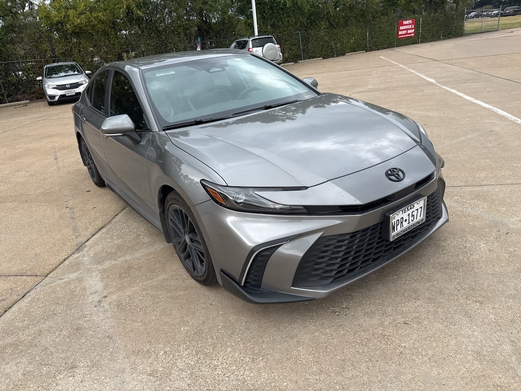 Used 2025 Toyota Camry SE Sedan