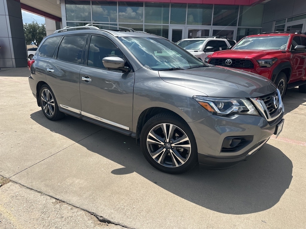 Used 2020 Nissan Pathfinder Platinum w/Navigation/Leather/Sunroof SUV
