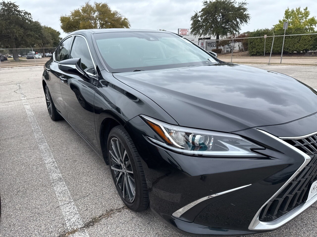 2024 Lexus ES 250 Premium photo 3