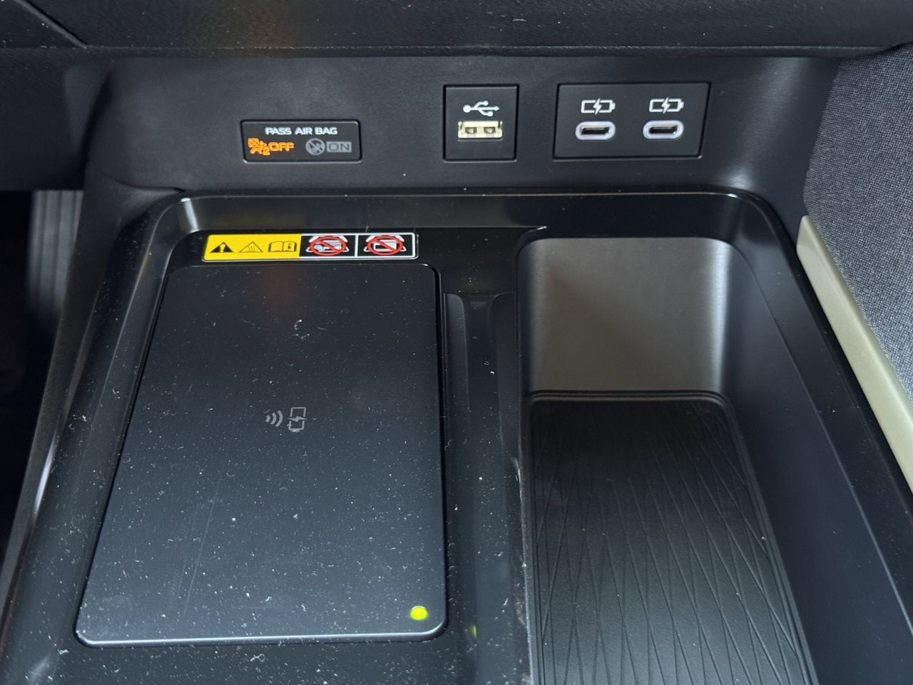 2026 Toyota Camry LE - Photo 16