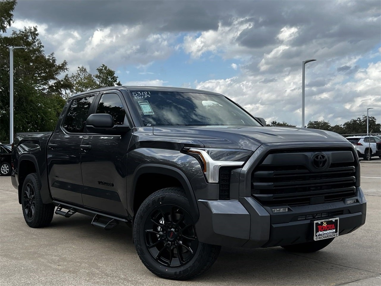 2025 Toyota Tundra SR5 photo 2