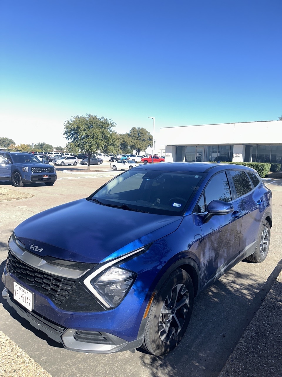 2023 Kia Sportage EX's photo