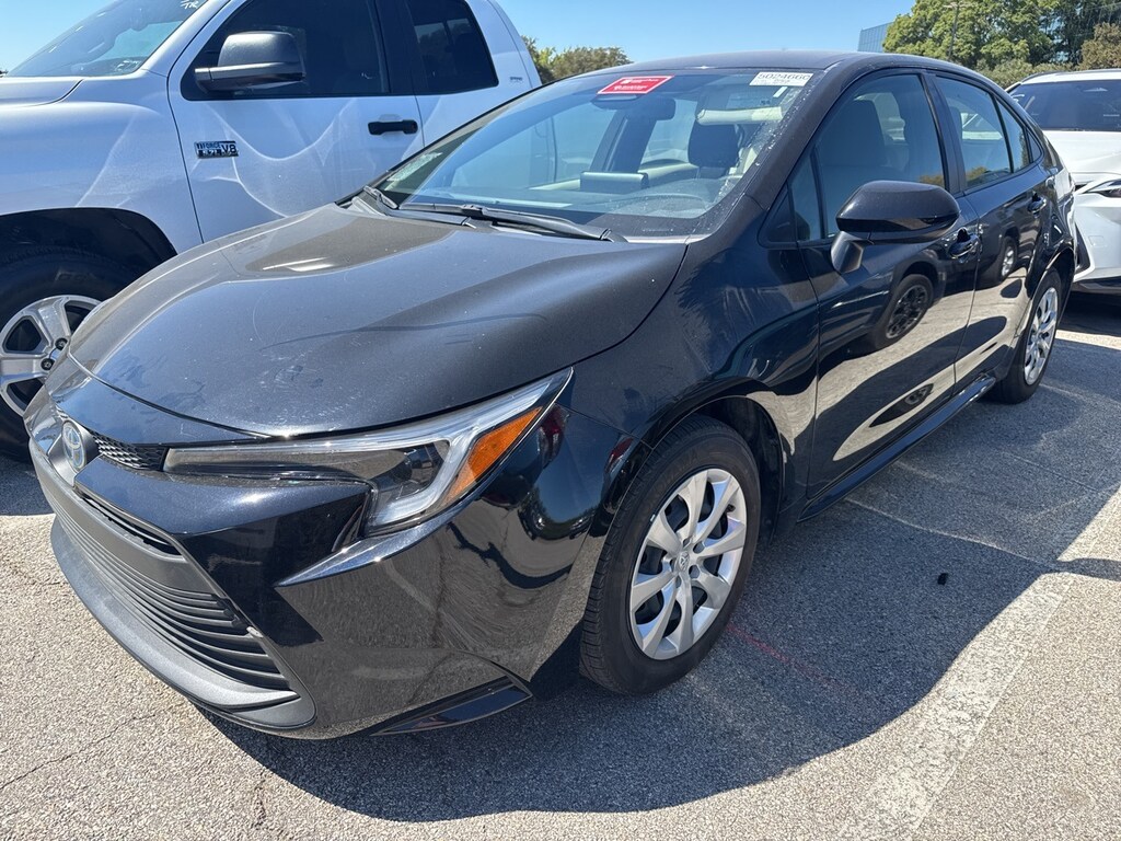 Used 2024 Toyota Corolla Hybrid LE w/8-in Toyota Audio Multimedia Sedan