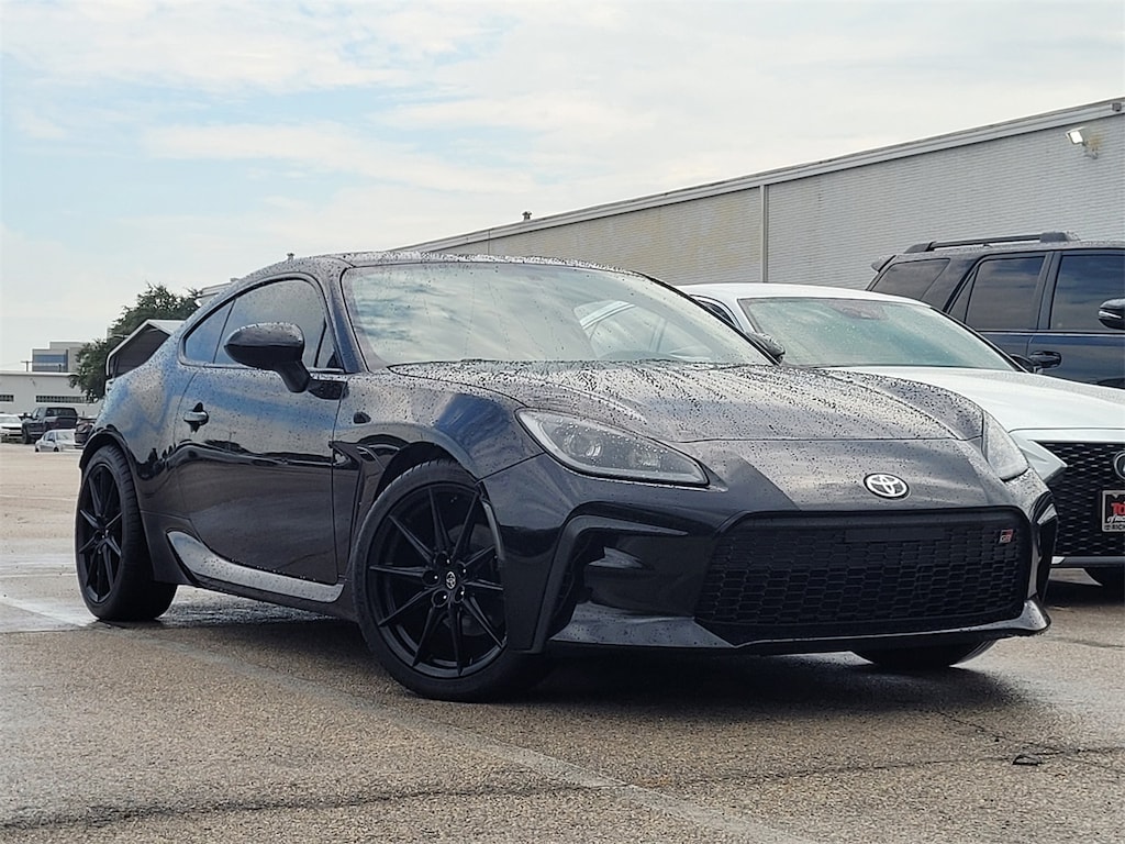 Used 2023 Toyota GR86 Premium w/18-in. Twin 10-Spoke Black Alloy Coupe
