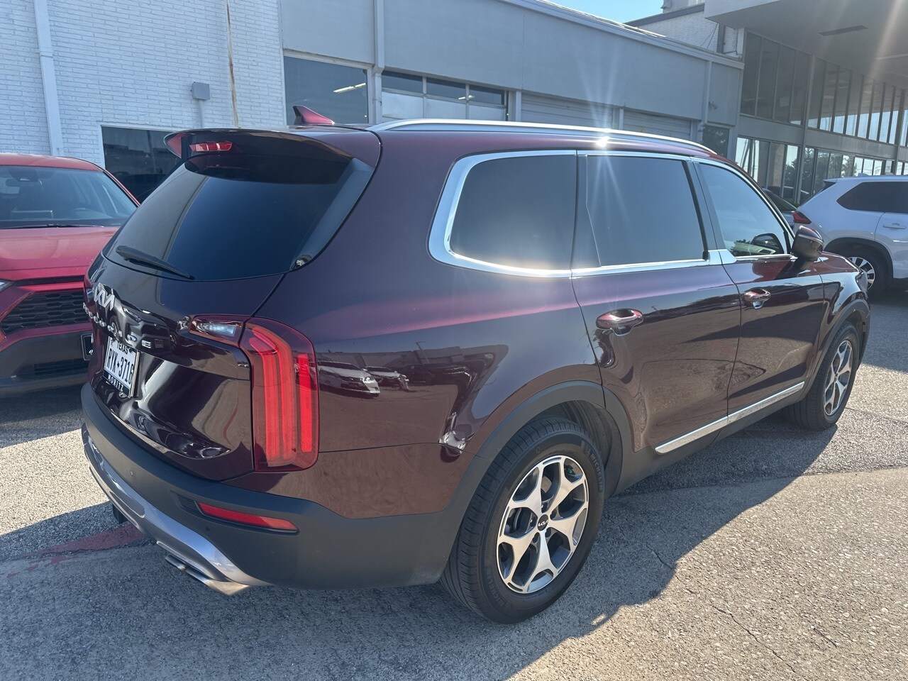 2022 Kia Telluride EX photo 2