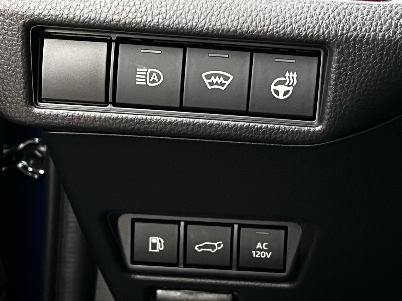 2026 Toyota Prius Plug-in Hybrid XSE Premium - Photo 20