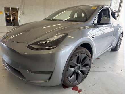 2025 Tesla Model Y Long Range w/Vegan Lthr Seat Trim/19-in Gemini Dar SUV