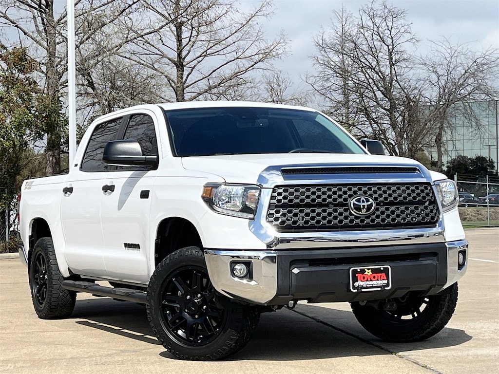 Used 2020 Toyota Tundra SR5 w/TSS Off-Road Packag/18-in Black Alloy Wheels Truck CrewMax