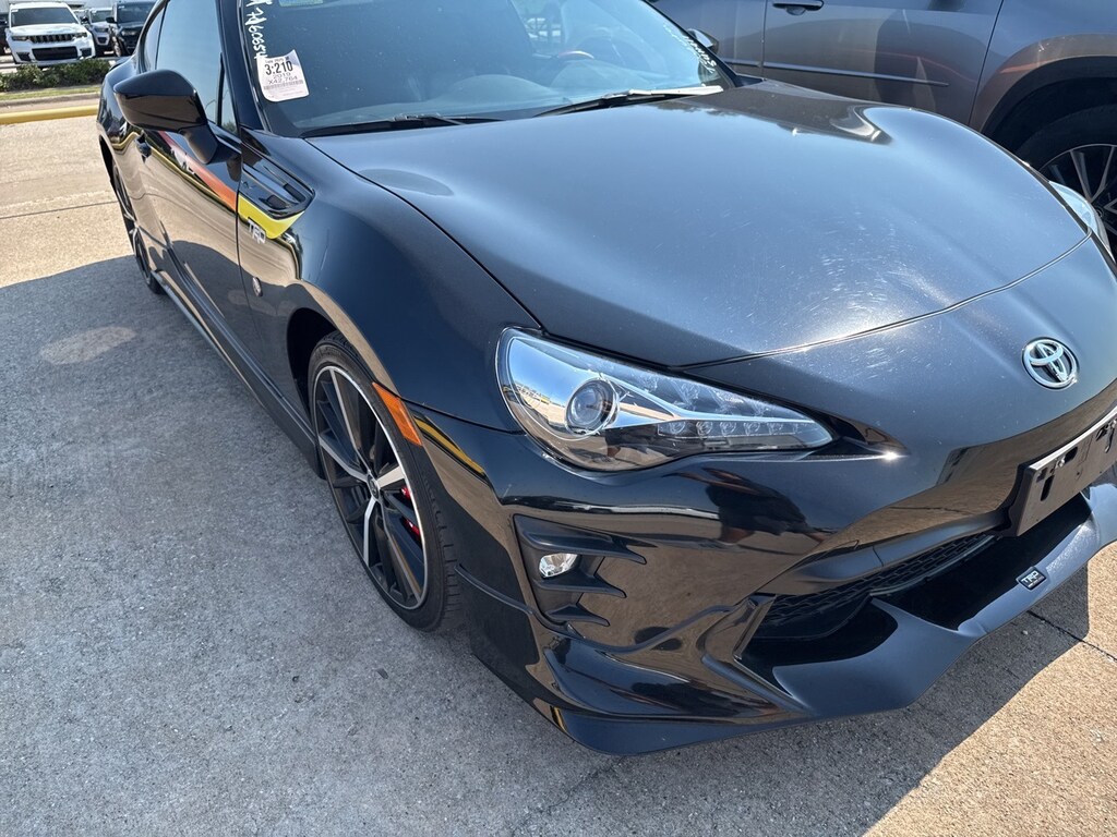 Used 2019 Toyota 86 TRD Special Edition w/18-in Alloy/Red Calipers Coupe