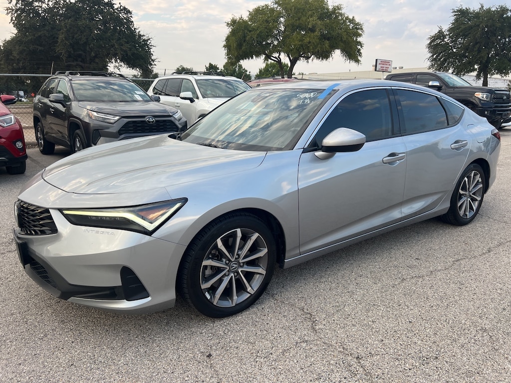 Used 2024 Acura Integra Base w/Moonroof/17-in Alloy Wheels Hatchback