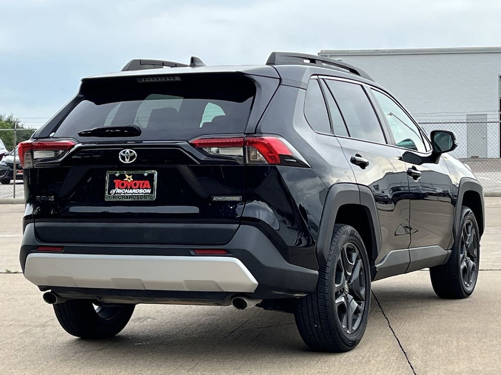 Used 2024 Toyota RAV4 Adventure w/19-Inch Split 5-Spoke Alloy Wheels SUV