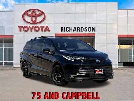 2025 Toyota Sienna Woodland Edition w/Nav/SR/Leather Van Passenger Van