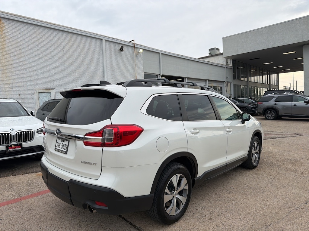 Used 2022 Subaru Ascent Premium w/Starlink 8-in Multimedia Plus SUV