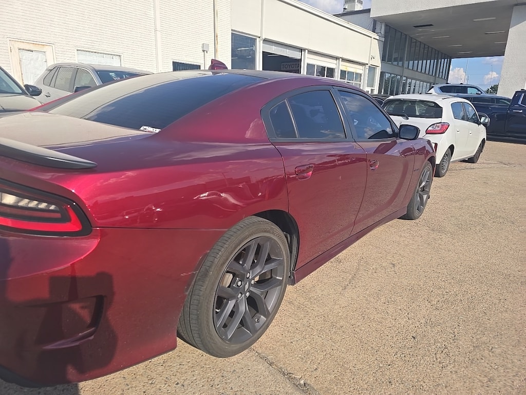 Used 2022 Dodge Charger R/T w/Blacktop Package/20-in Alloy Sedan