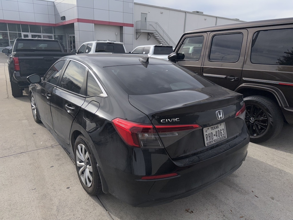 Used 2022 Honda Civic LX Sedan