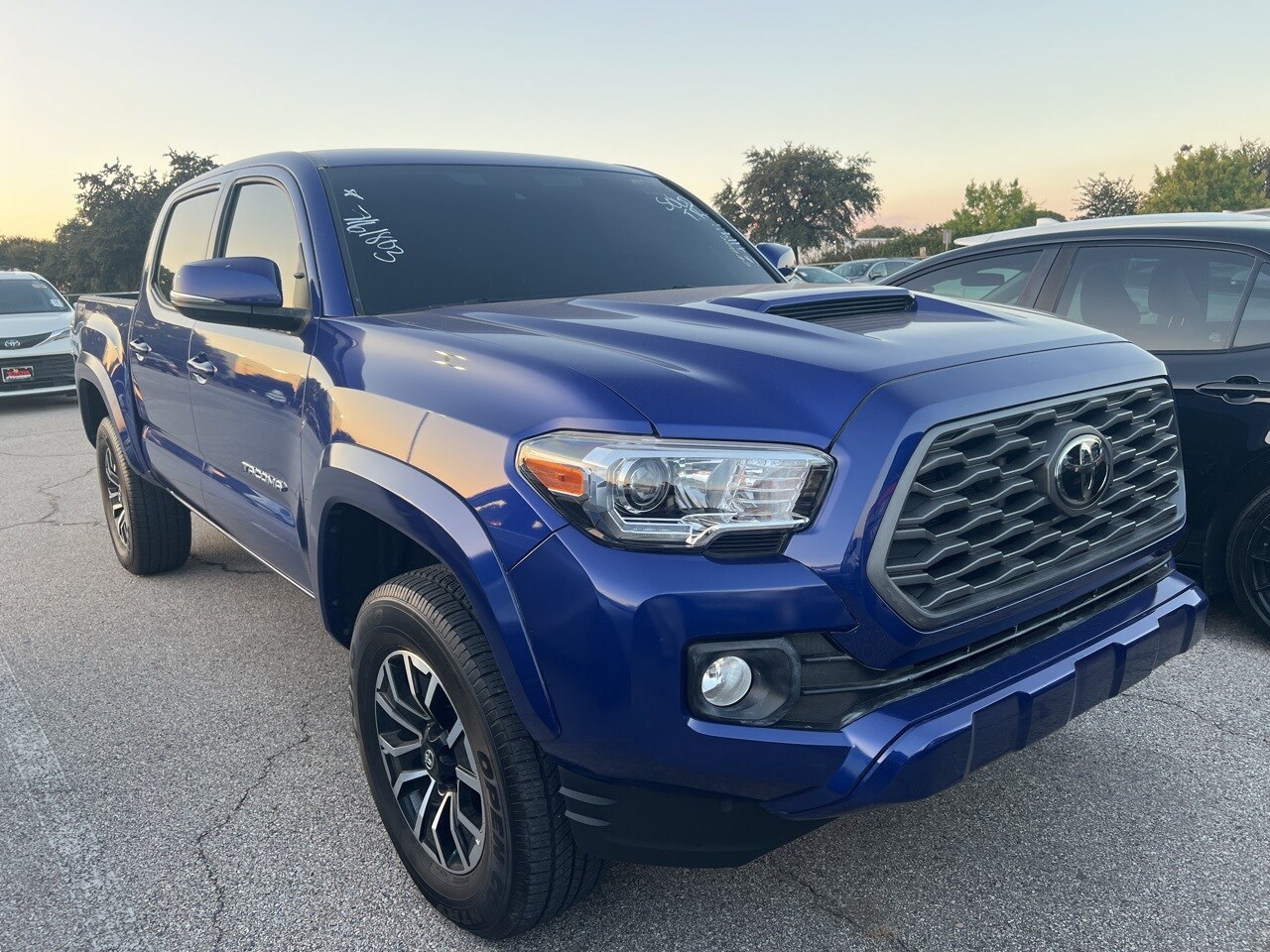 2022 Toyota Tacoma TRD Sport V6 photo 3