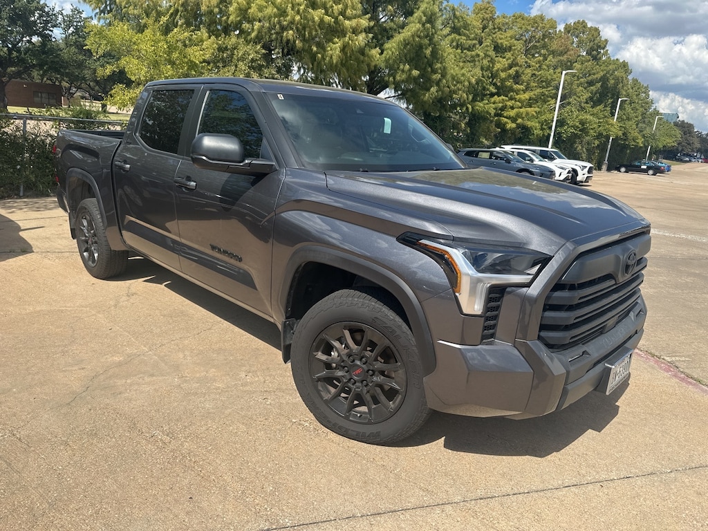 Used 2025 Toyota Tundra SR5 w/Boulder Softex Seat Trim Truck CrewMax