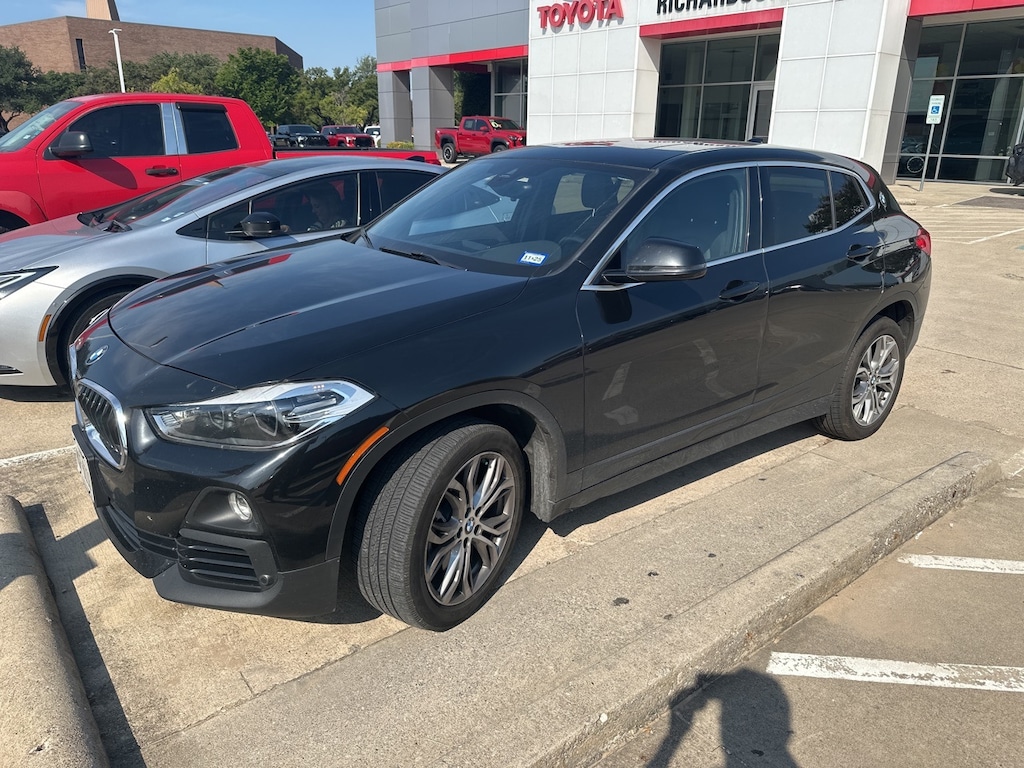 Used 2019 BMW X2 sDrive28i w/Panoramic Moonroof/Navigation Sports Activity Coupe