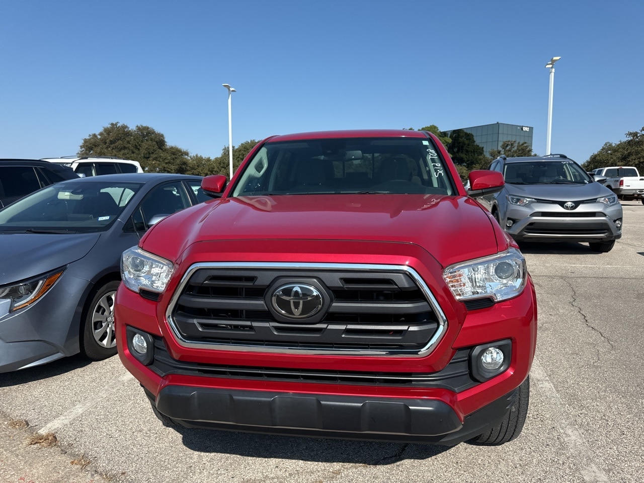 Used 2019 Toyota Tacoma SR5 with VIN 3TMAZ5CN8KM099150 for sale in Richardson, TX