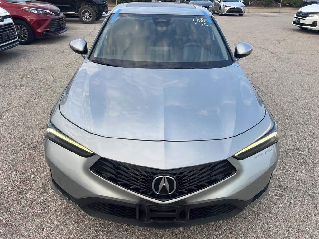Used 2024 Acura Integra Base w/Moonroof/17-in Alloy Wheels Hatchback