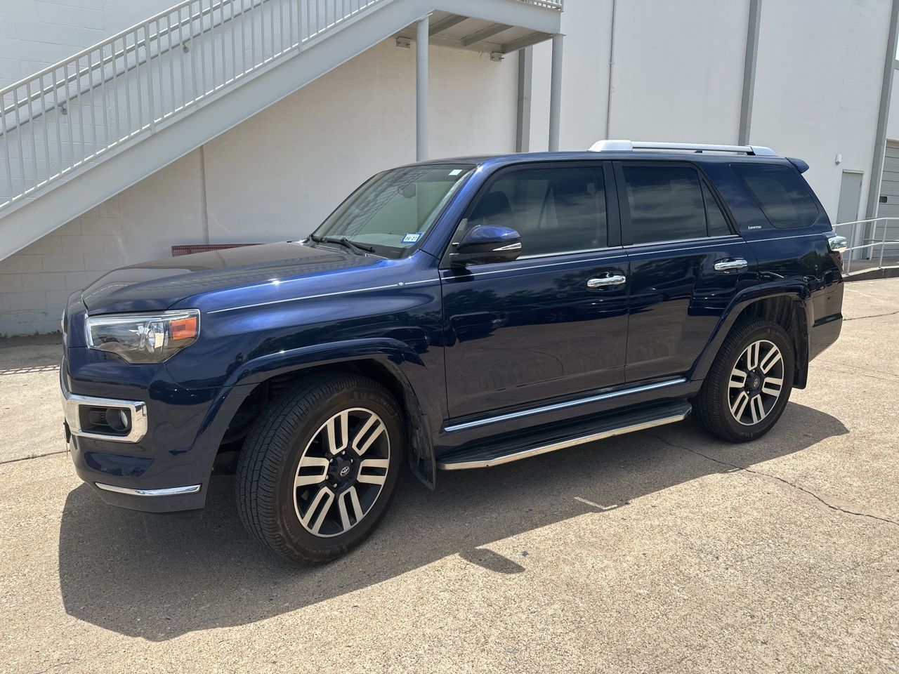 2019 Toyota 4Runner Limited 4x4 V6's photo