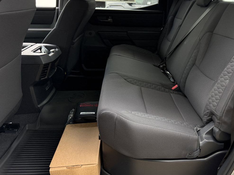 2026 Toyota Tundra SR5 - Photo 21
