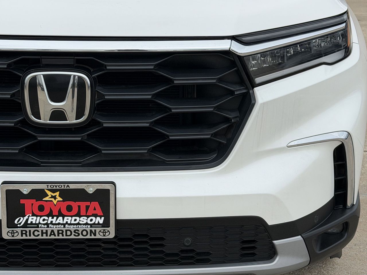 2025 Honda Pilot EX-L - Photo 9