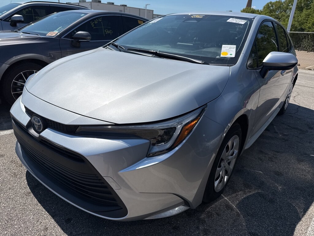 Used 2025 Toyota Corolla Hybrid LE w/8-in Toyota Audio Multimedia Sedan