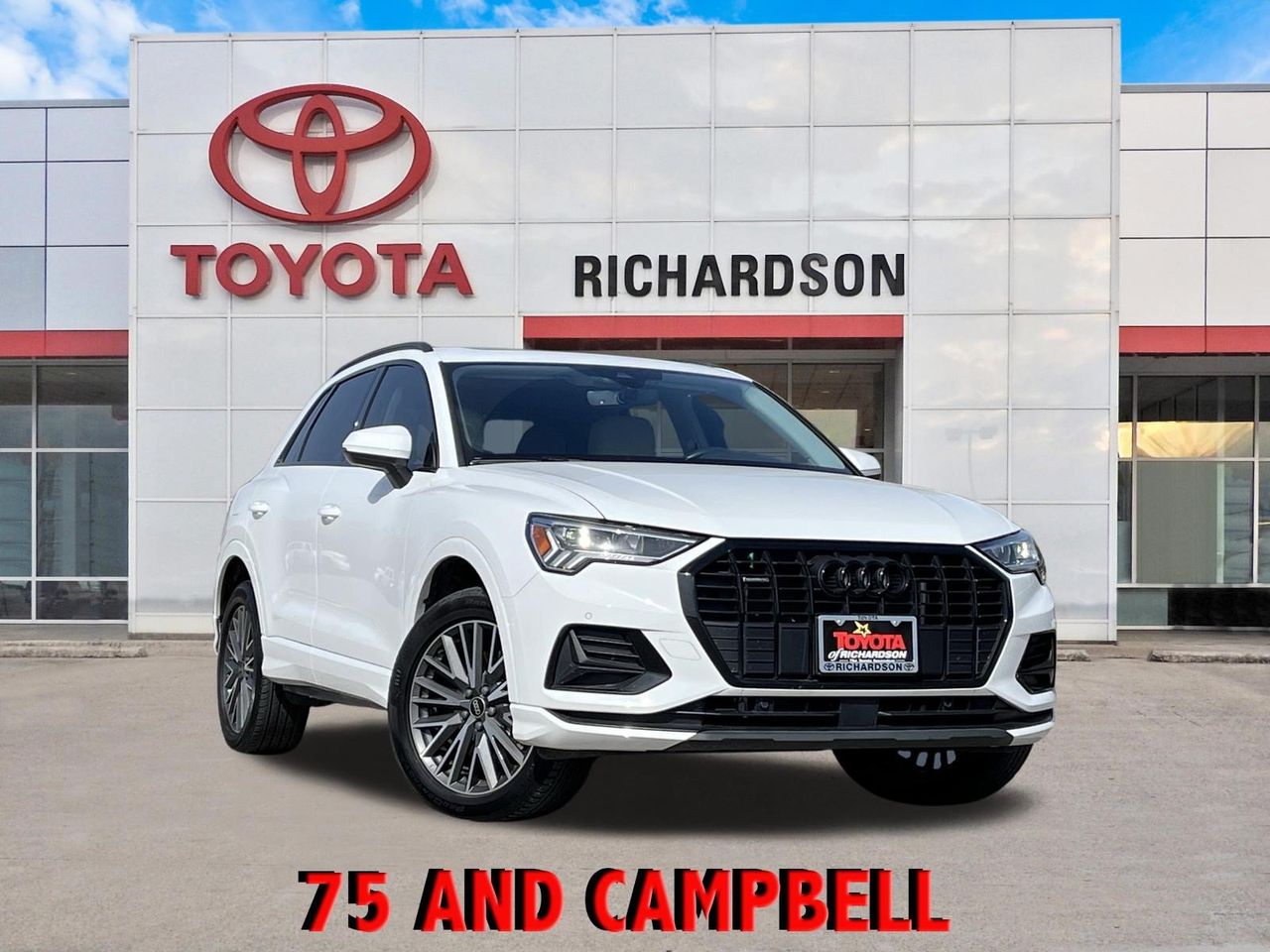 2024 Audi Q3 40 TFSI Premium quattro's photo