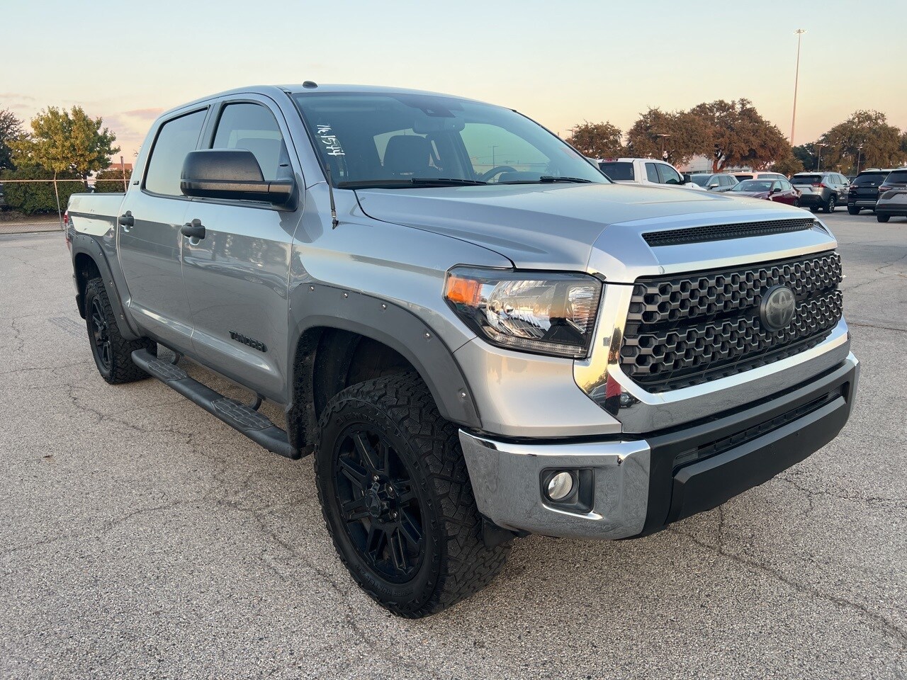 2018 Toyota Tundra SR5 photo 3