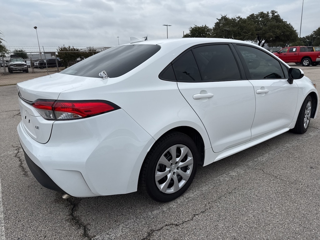 Used 2023 Toyota Corolla LE w/8-in Toyota Audio Multimedia Sedan