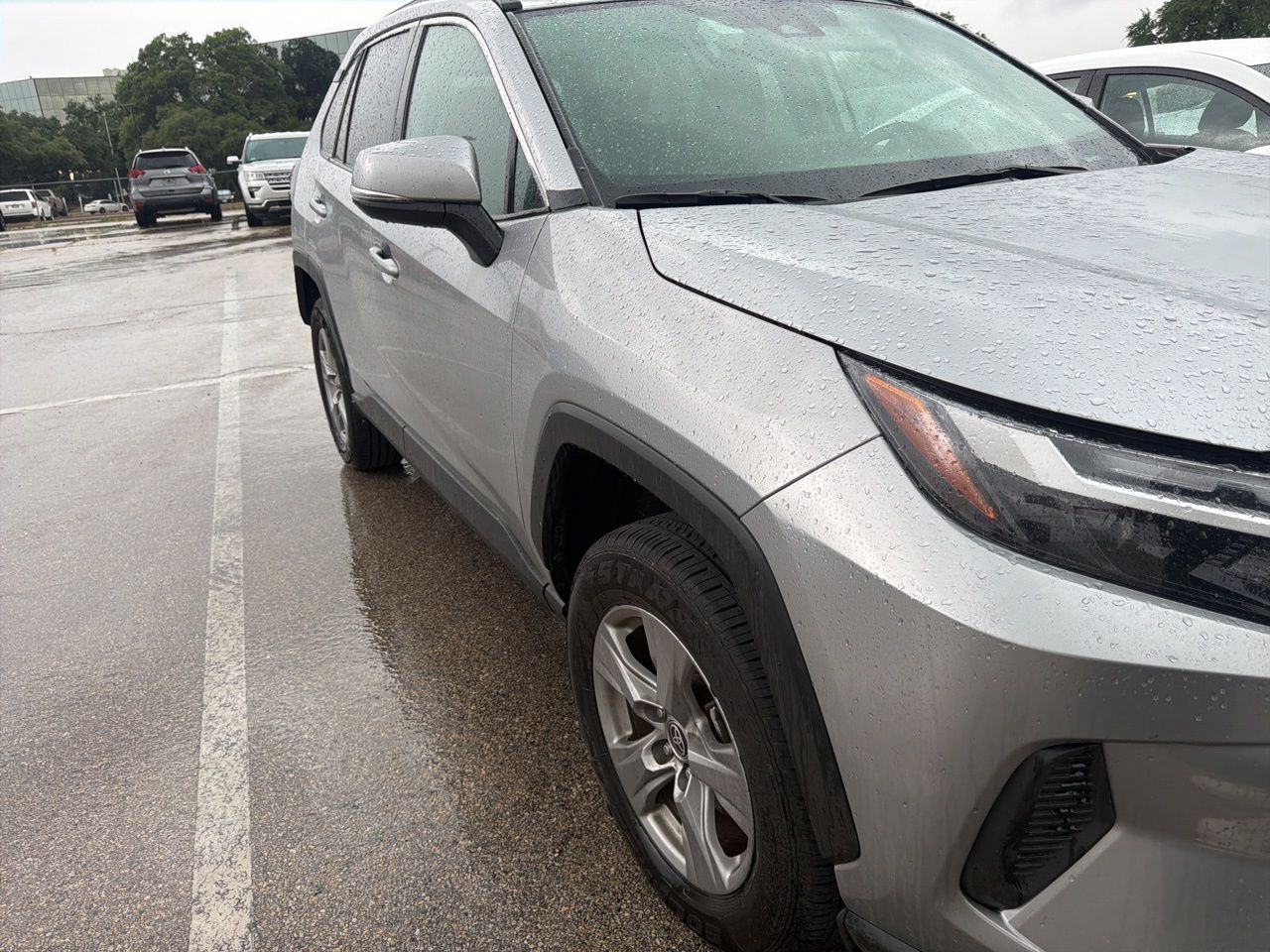 View vehicle photo 3