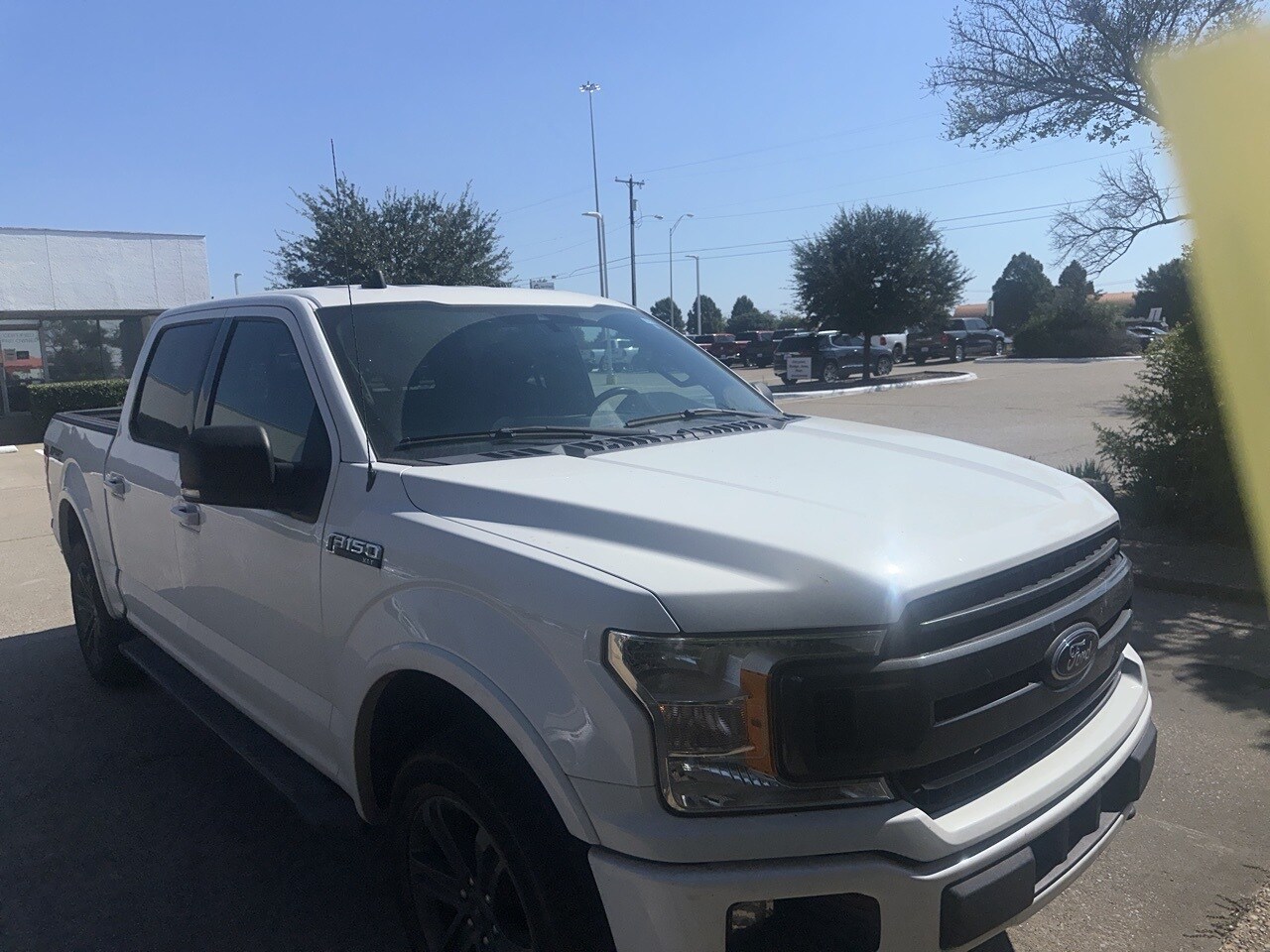 2019 Ford F-150 XLT photo 2