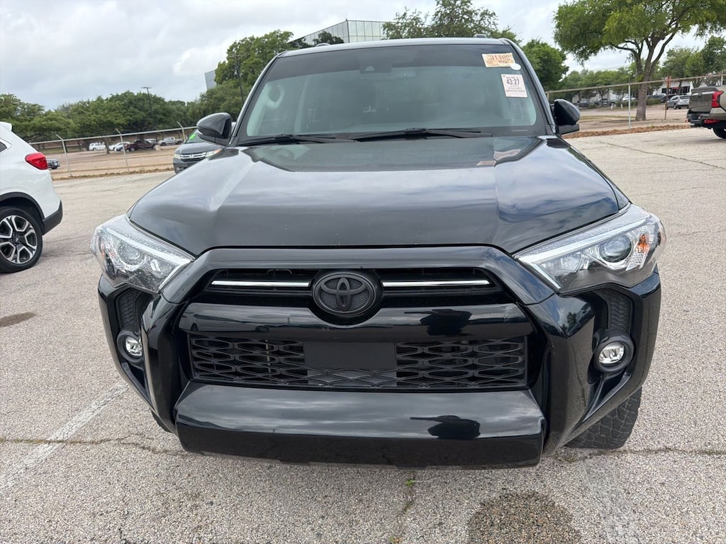 Used 2023 Toyota 4Runner SR5 Premium w/Navigation/Sunroof/Leather/17-in Bla SUV
