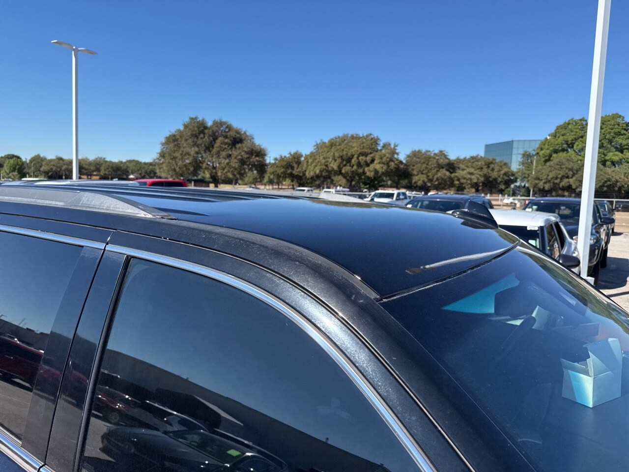 2017 Gmc Yukon SLT photo 4