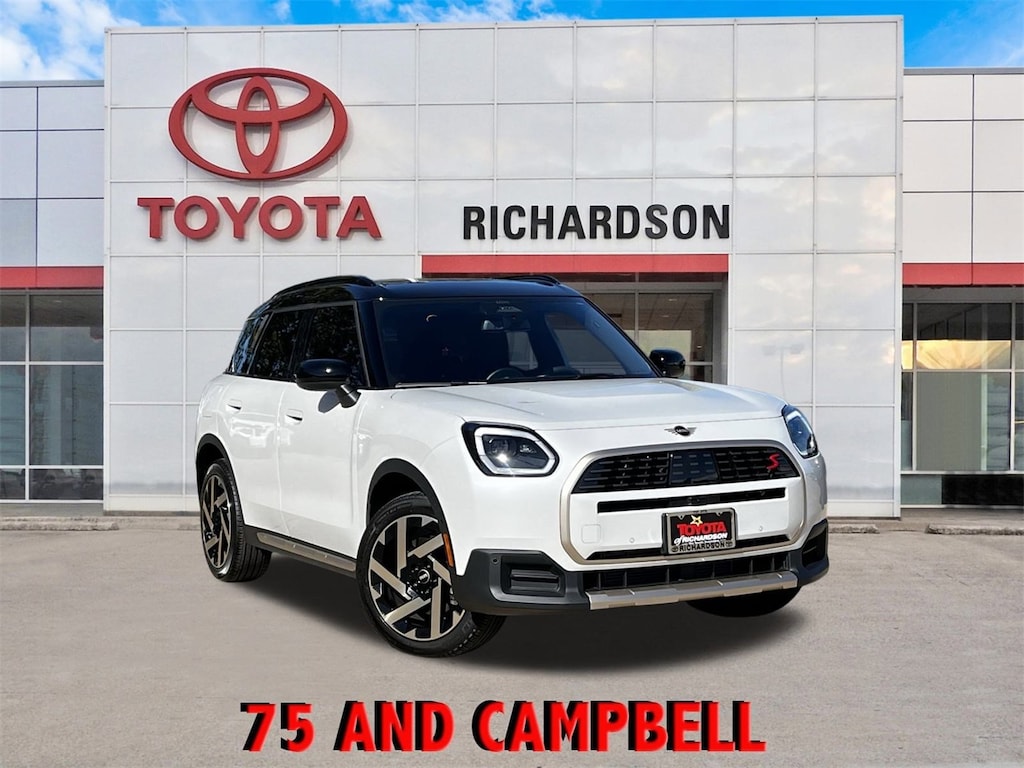 Used 2025 MINI Countryman Base ALL4 w/Panoroof/18-in Alloy SUV