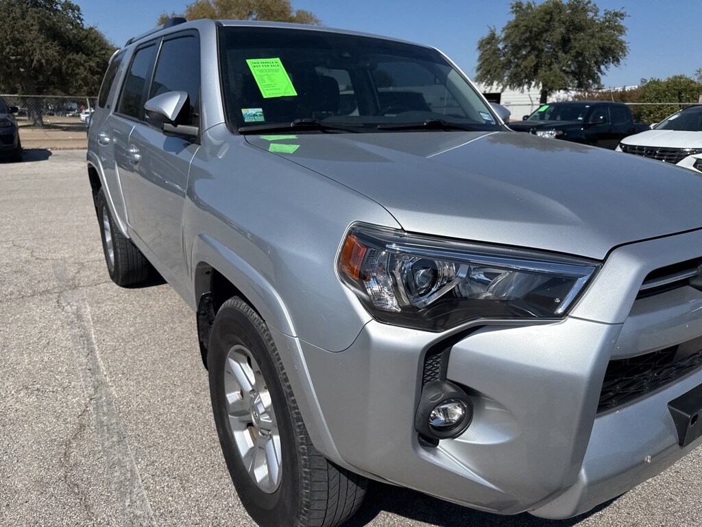Used 2022 Toyota 4Runner SR5 Premium w/Sunroof/Leather/Nav SUV