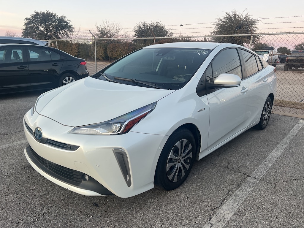 Used 2022 Toyota Prius XLE AWD-e Hatchback