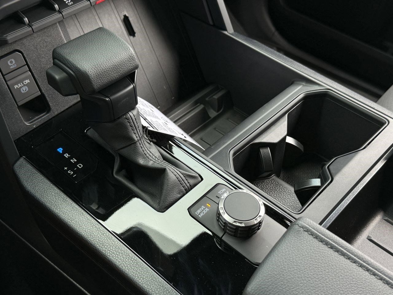 2026 Toyota Tundra SR5 - Photo 15
