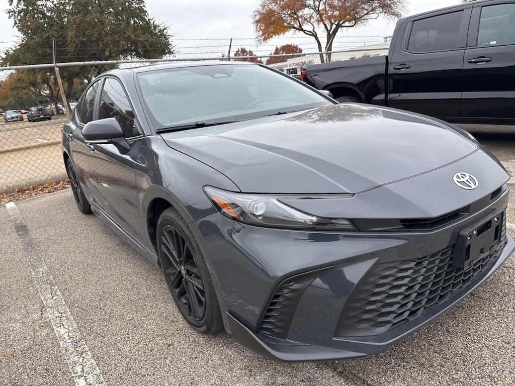 Used 2025 Toyota Camry SE Sedan