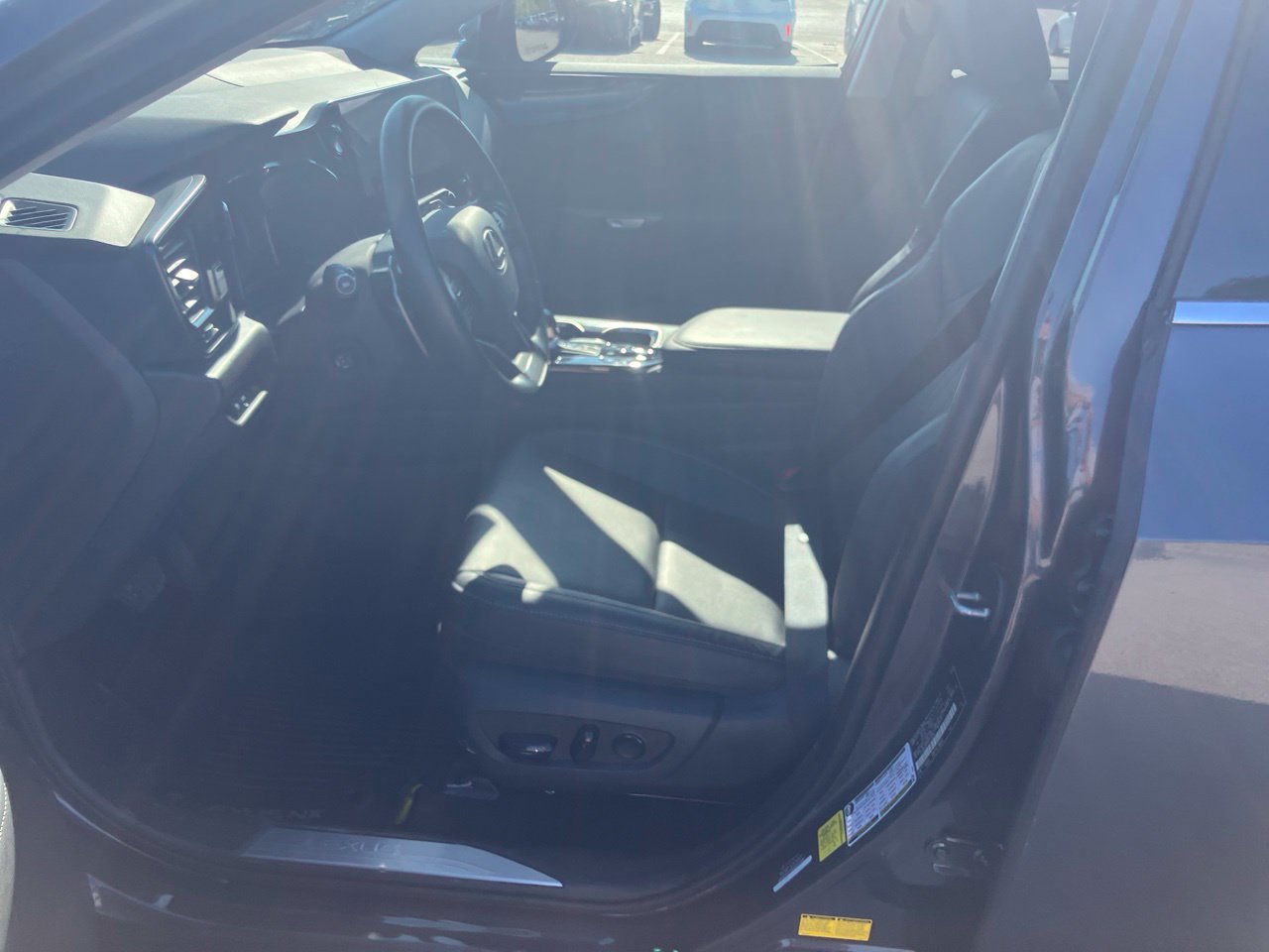 2025 Lexus NX 350 - Photo 8