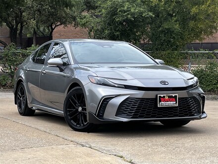 2025 Toyota Camry SE w/Convenience Package Sedan