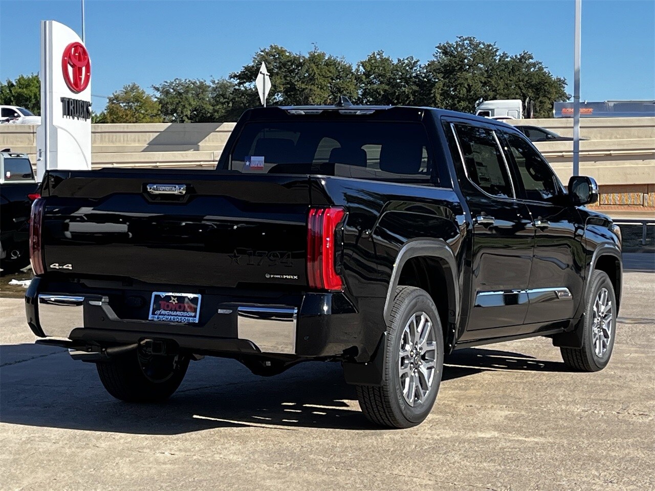 2026 Toyota Tundra 1794 Edition photo 4