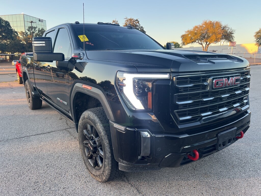 Used 2024 GMC Sierra 2500 HD AT4 w/X31 Off-Road/Technology Package Truck Crew Cab