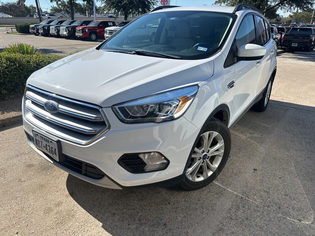 Used 2019 Ford Escape SEL w/17-in Sparkle Silver-Painted Aluminum SUV