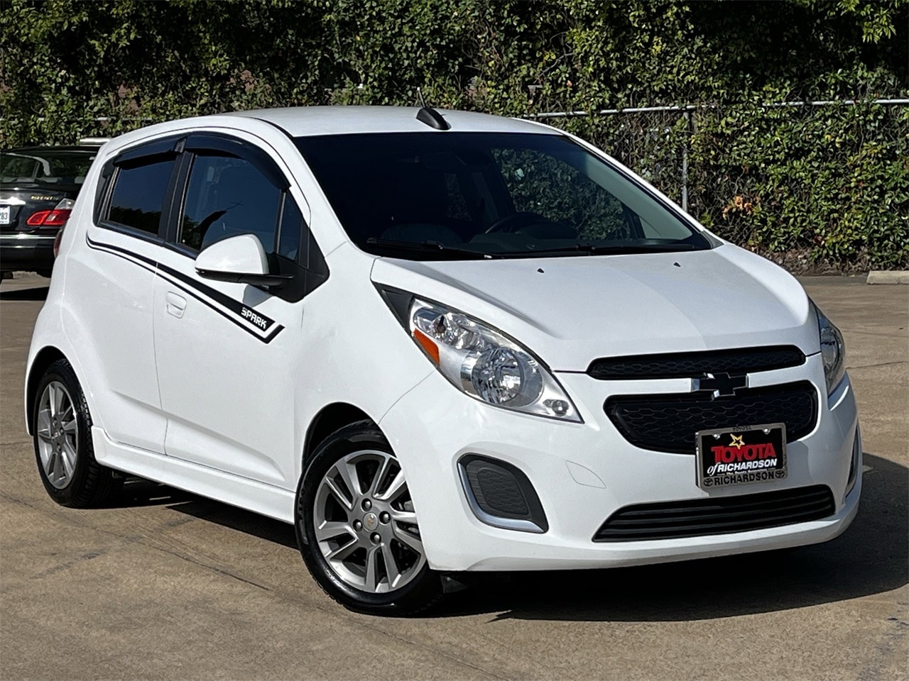 Used 2016 Chevrolet Spark 1LT with VIN KL8CK6S06GC621249 for sale in Richardson, TX